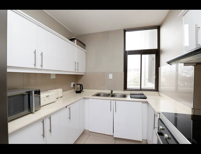 3 BEDROOM APARTMENT FOR SALE IN ESSENWOOD